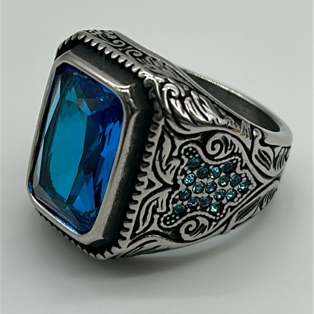 Royal Blue Cubic Zirconia Handmade Men's Ring Size 12 NWT - Picture 2 of 8
